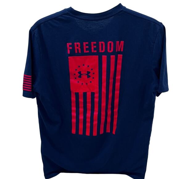 Under Armour Men's MD Navy Red Freedom Flag Patriotic Graphic T-shirt - Picture 1 of 5